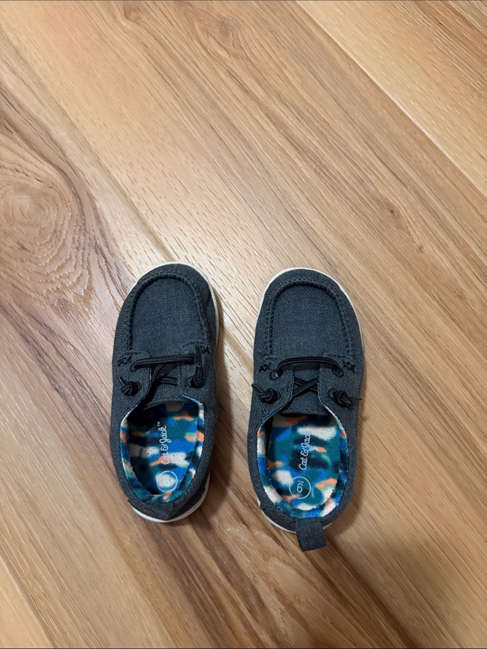 Cat & Jack Gray Canvas Slip-On Sneakers with Colorful Insole